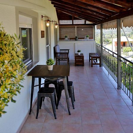 "Elegant & Quiet House" Apartment Igoumenitsa Ngoại thất bức ảnh
