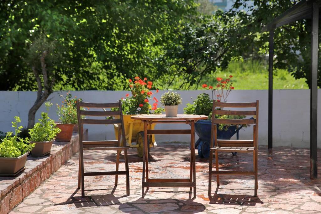 "Elegant & Quiet House" Apartment Igoumenitsa Ngoại thất bức ảnh
