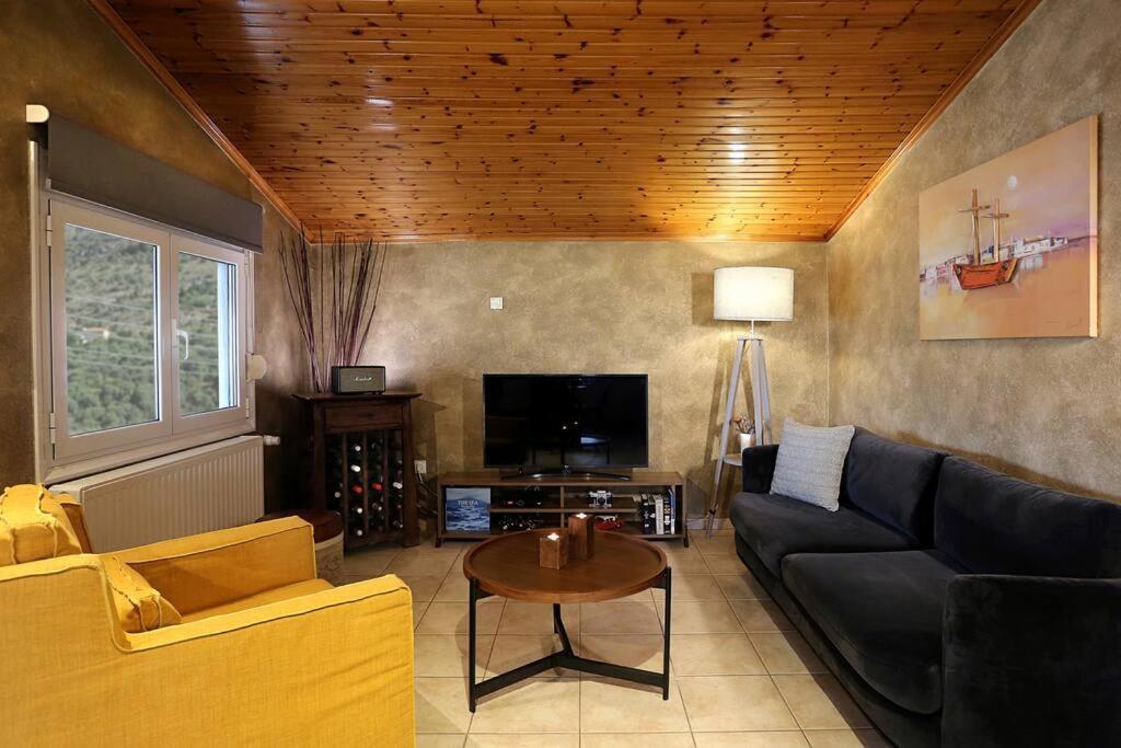 "Elegant & Quiet House" Apartment Igoumenitsa Ngoại thất bức ảnh